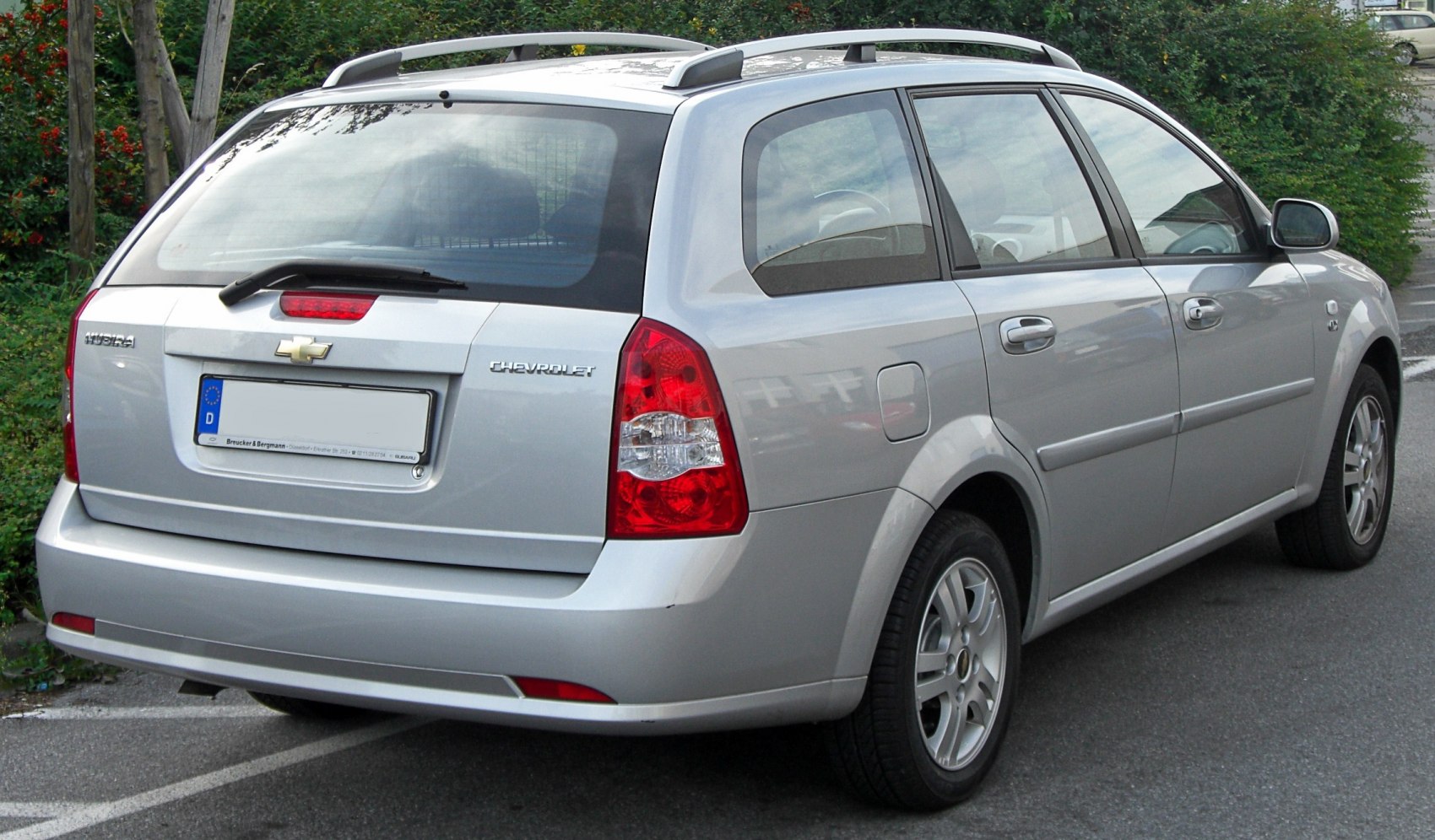 Chevrolet Nubira 1.6 i 16V (109 Hp)