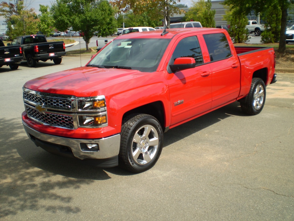 Chevrolet Silverado 1500 5.3 V8 EcoTec3 (355 Hp) Automatic