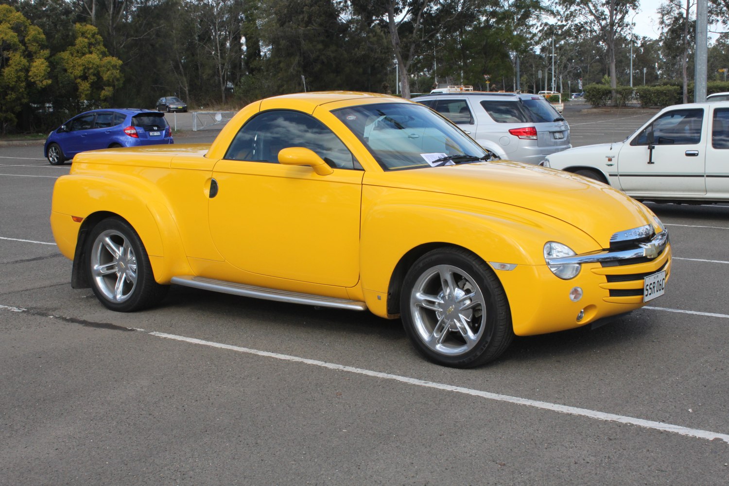 Chevrolet SSR 6.0 i V8 (390 Hp)