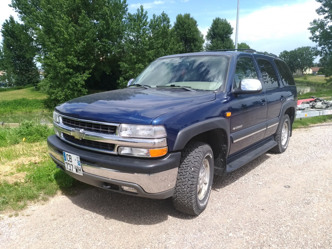 Chevrolet Tahoe 4.8 i V8 4WD (290 Hp)