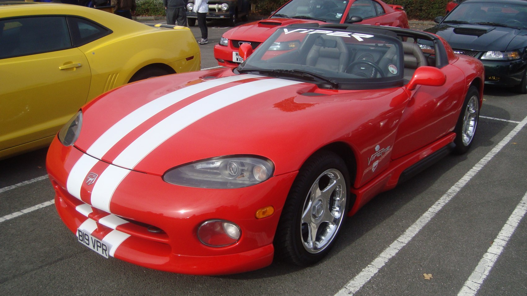 Chrysler Viper 8.0 V10 (394 Hp)