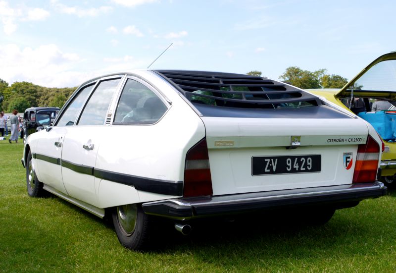 Citroen CX 2400 (120 Hp) Automatic