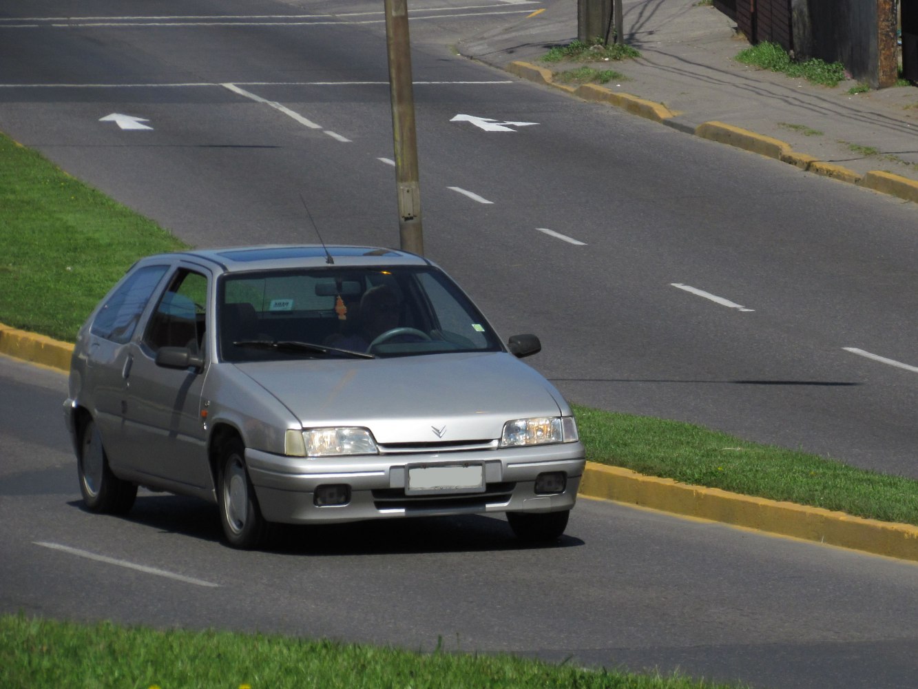 Citroen ZX 1.8 i (103 Hp)