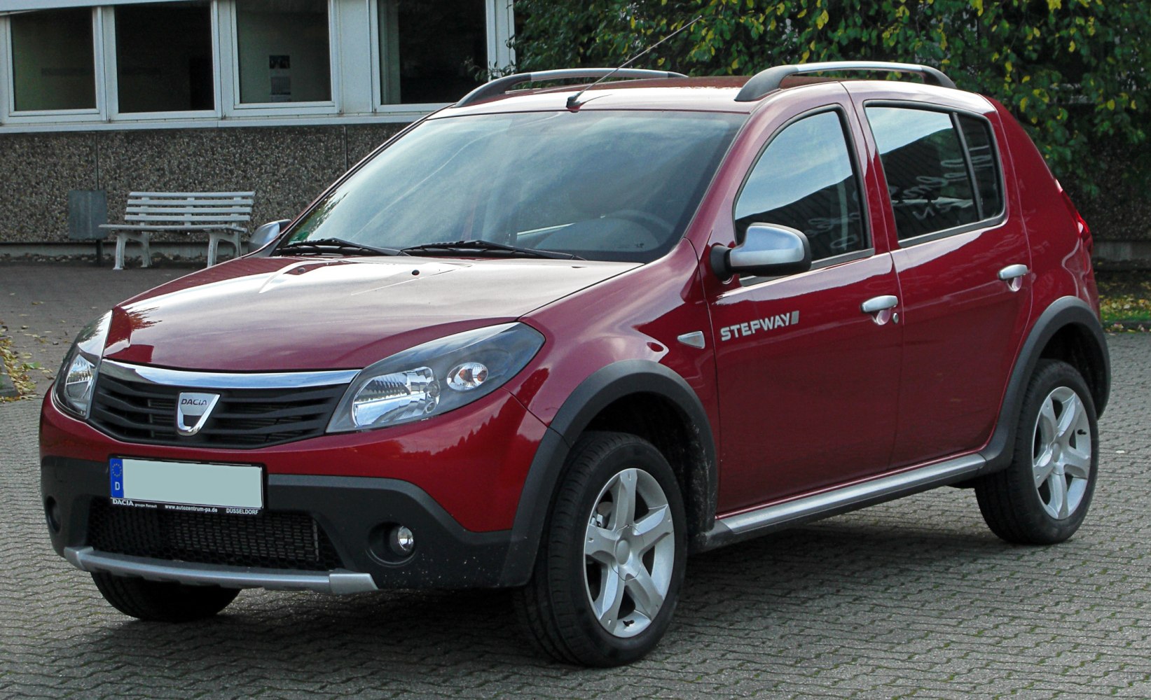 Dacia Sandero 1.6 8V (87 Hp)