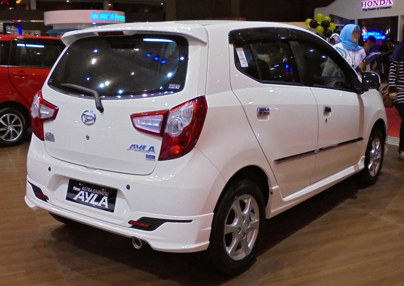 Daihatsu Ayla 1.0 (65 Hp) Automatic