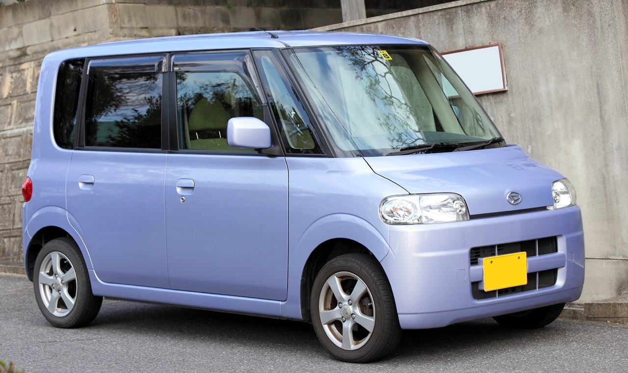 Daihatsu Tanto 0.66L R3 12V (58 Hp)