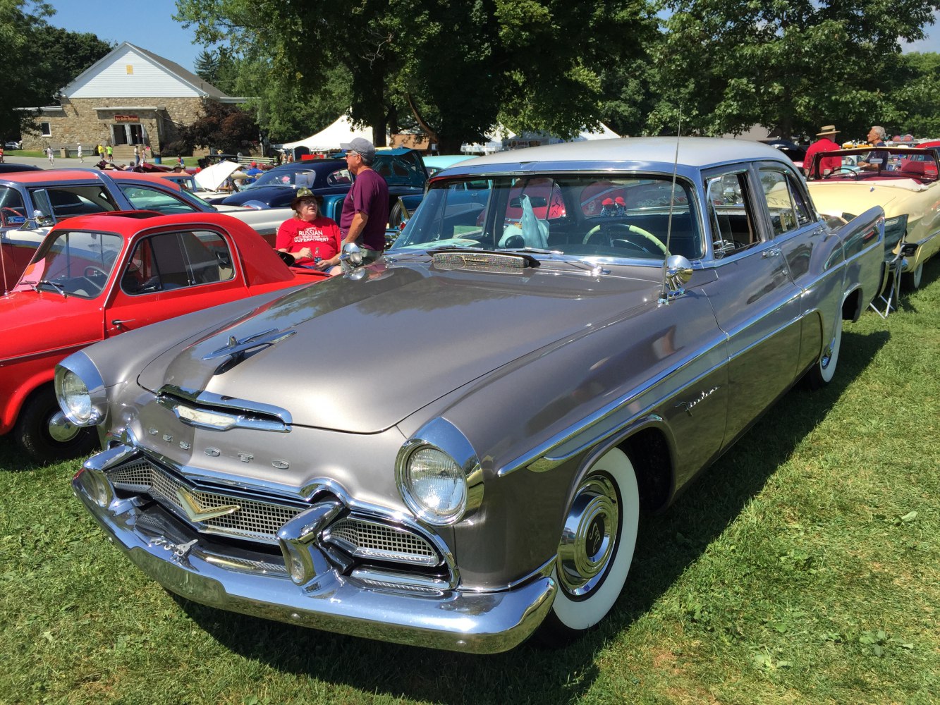 DeSoto Firedome 5.4 V8 (230 Hp)