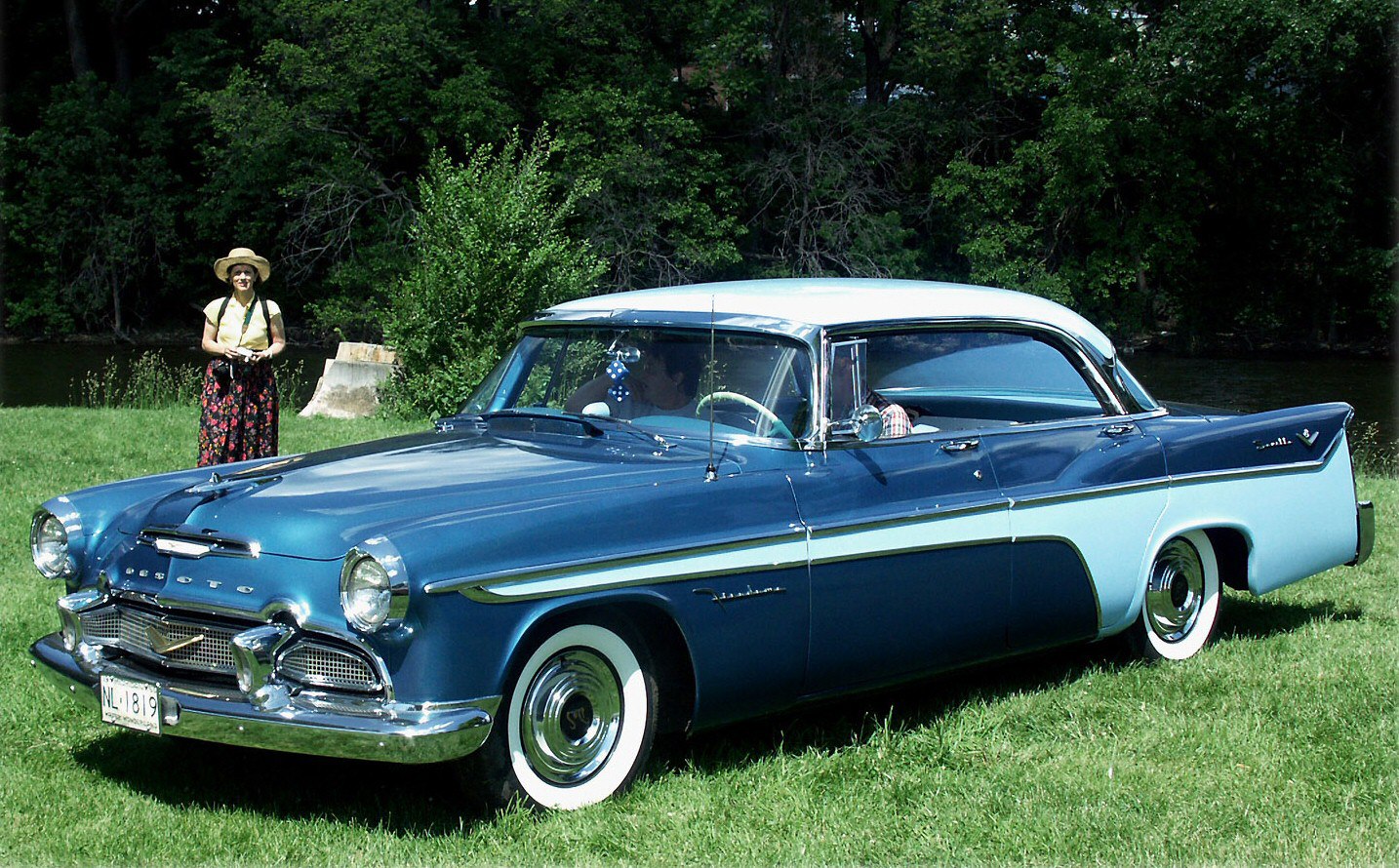 DeSoto Firedome 5.4 V8 (230 Hp)