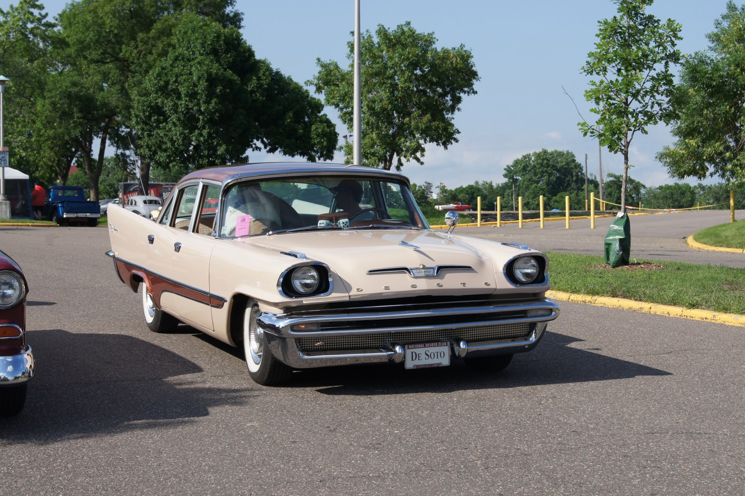 DeSoto Firedome 5.6 V8 (270 Hp) TorqueFlite