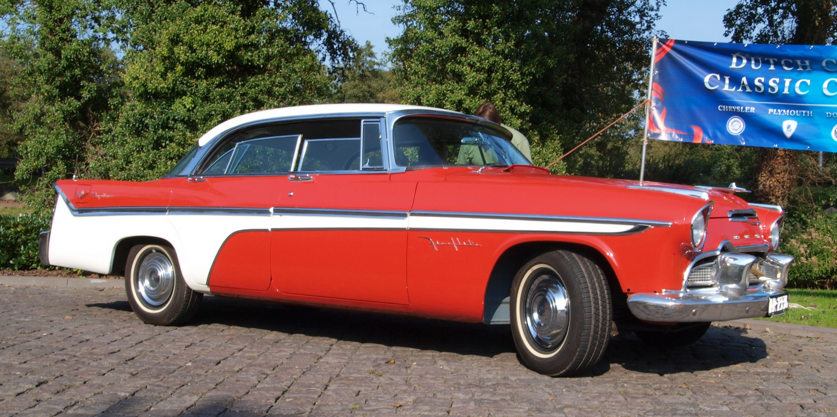 DeSoto Fireflite 5.4 V8 (255 Hp) PowerFlite