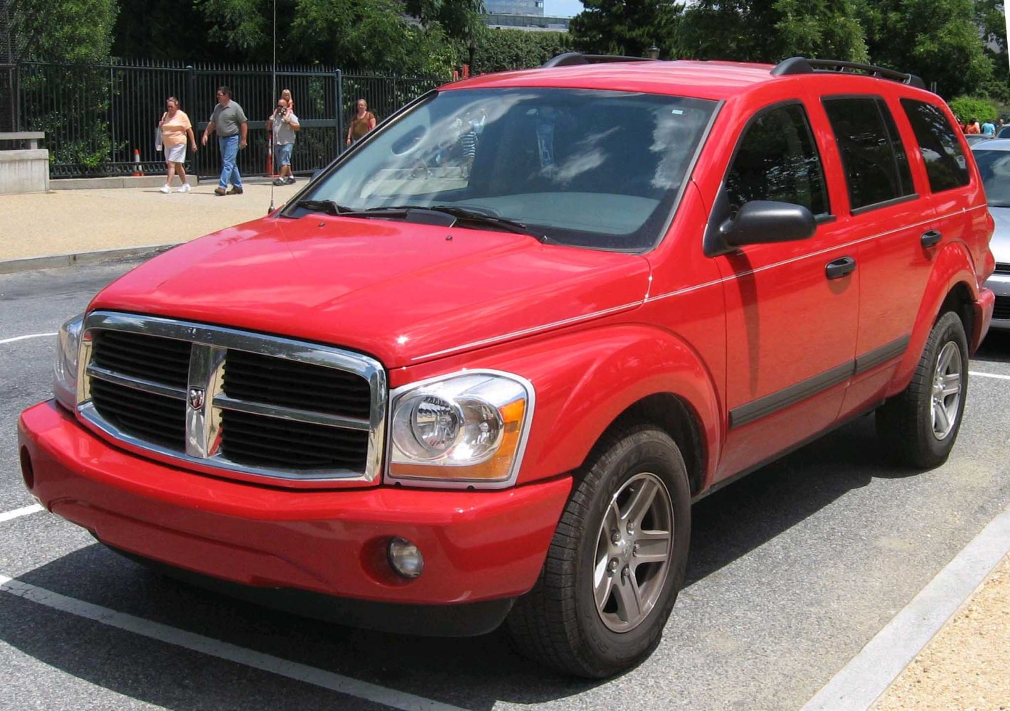 Dodge Durango 5.7 i V8 AWD (350 Hp)