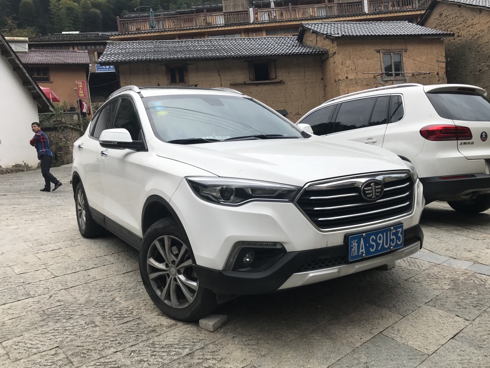 FAW Besturn X80 Besturn X80 I (facelift 2017)