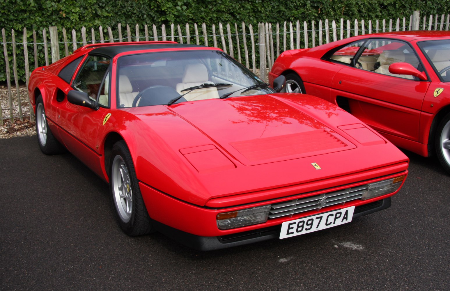 Ferrari 328