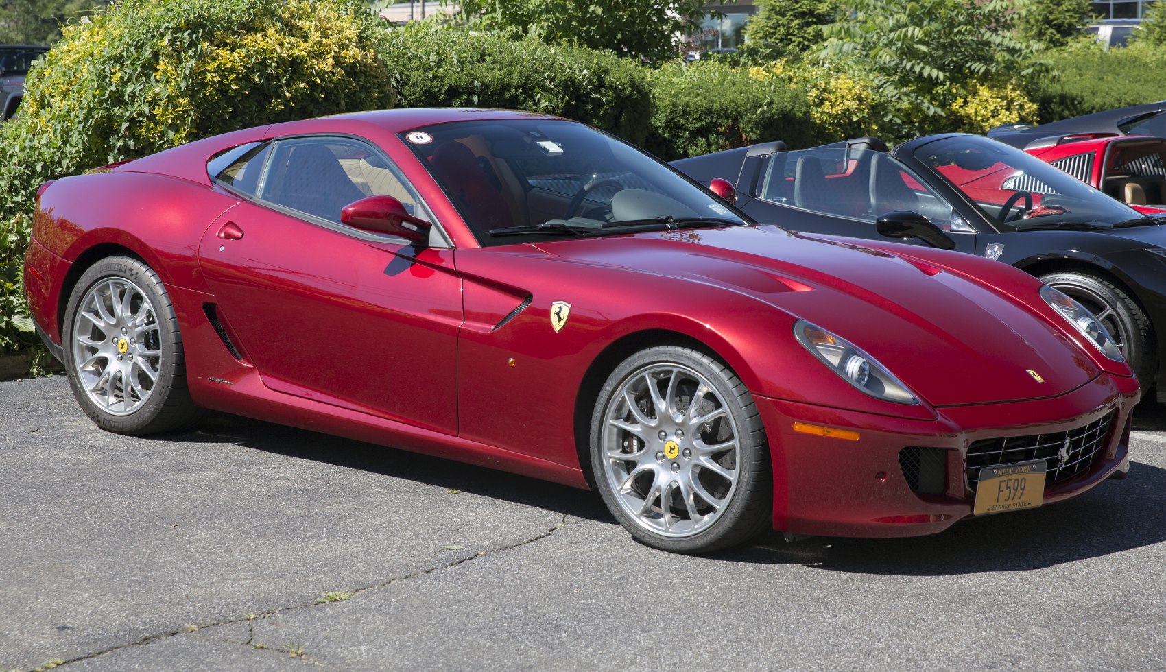 Ferrari 599 6.0 V12 (620 Hp) Automatic