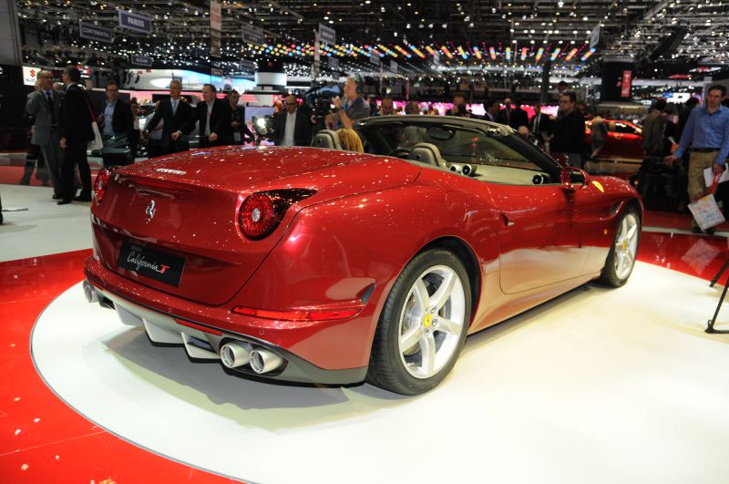 Ferrari California 3.9 V8 (560 Hp)