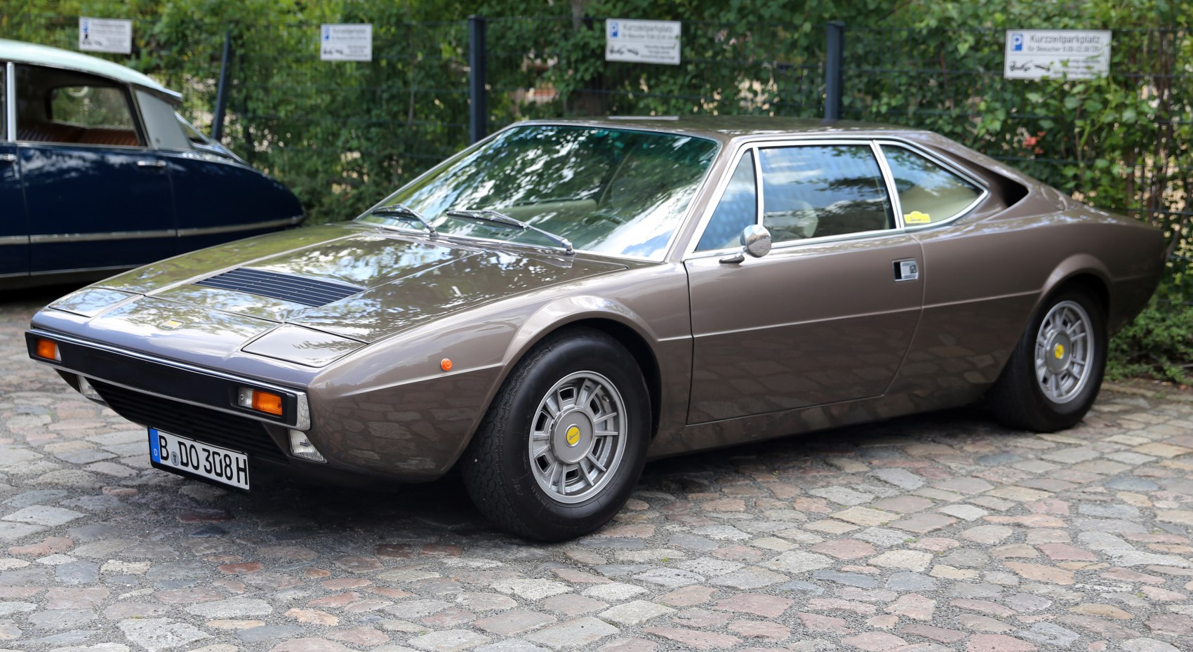 Ferrari Dino 308 2.9 V8 (255 Hp)