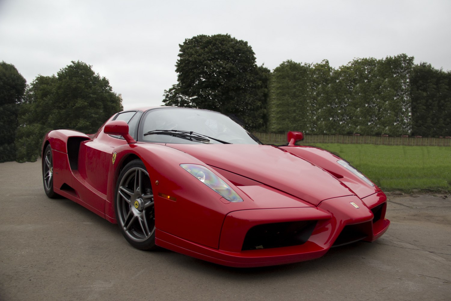 Ferrari Enzo 6.0 V12 (660 Hp)