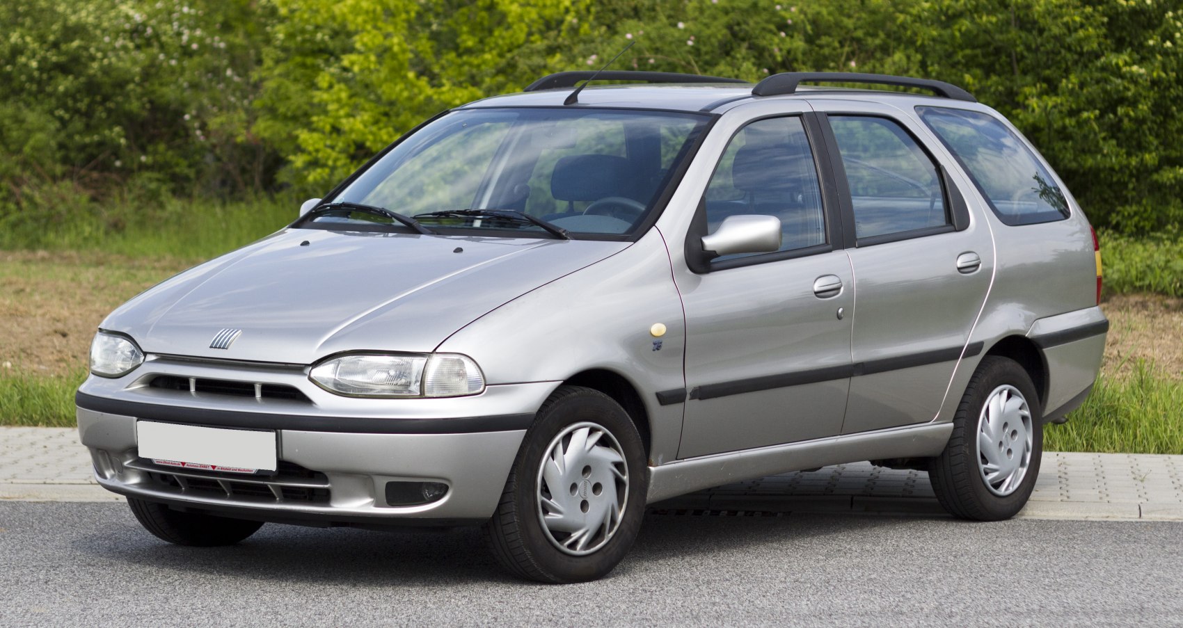 Fiat Palio 1.5 i (76 Hp)