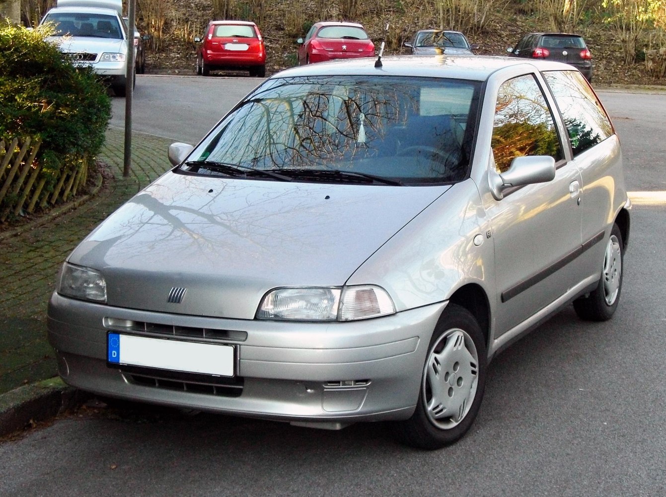 Fiat Punto 75 1.2 (73 Hp)