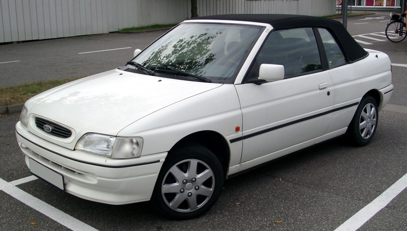 Ford Escort 1.8 i 16V XR3i (130 Hp)