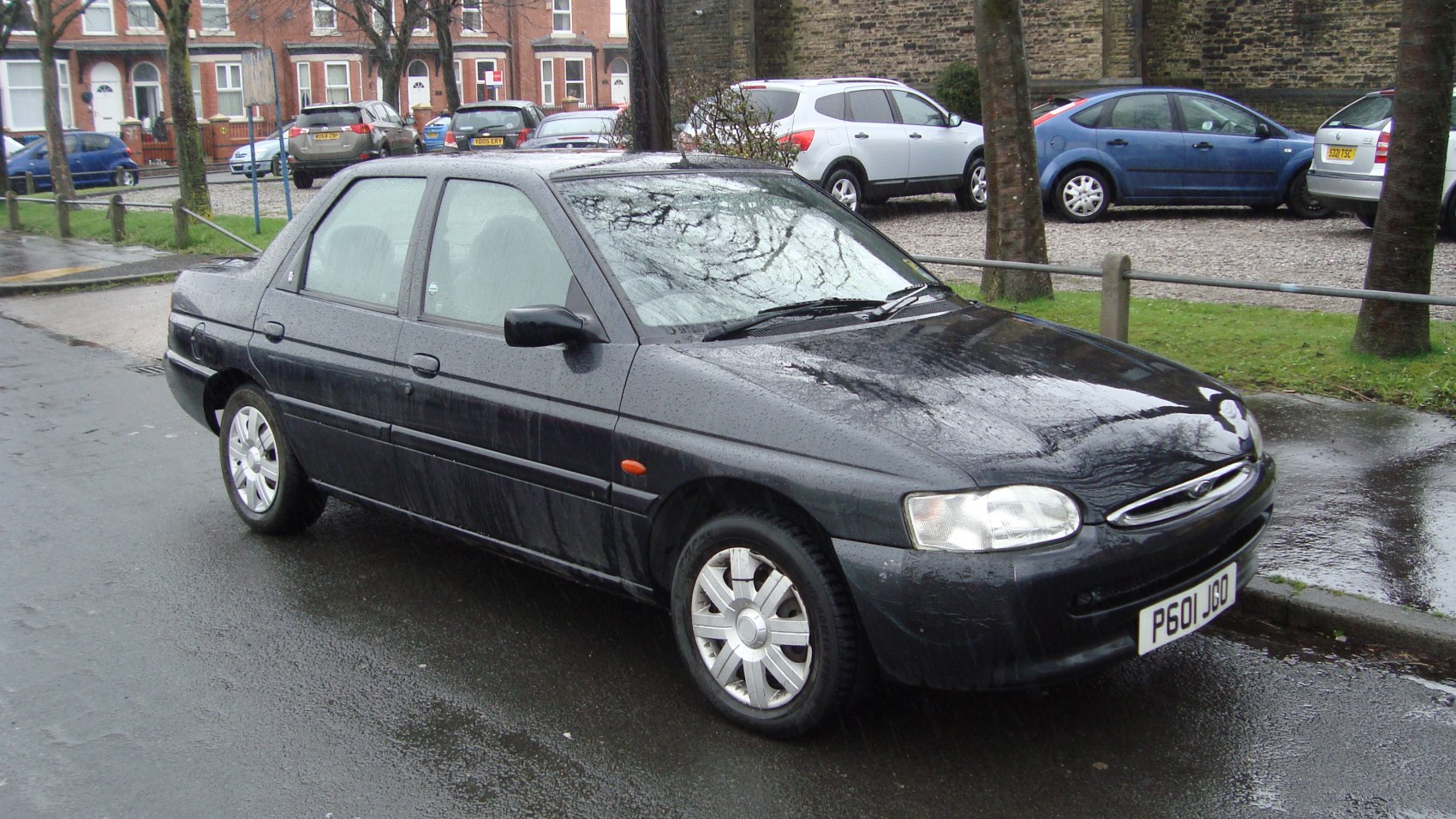 Ford Escort 1.8 D (60 Hp)