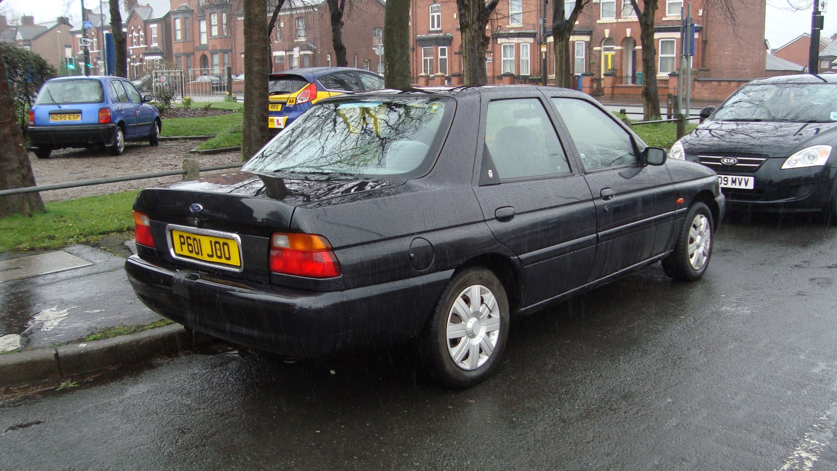 Ford Escort 1.8 D (60 Hp)