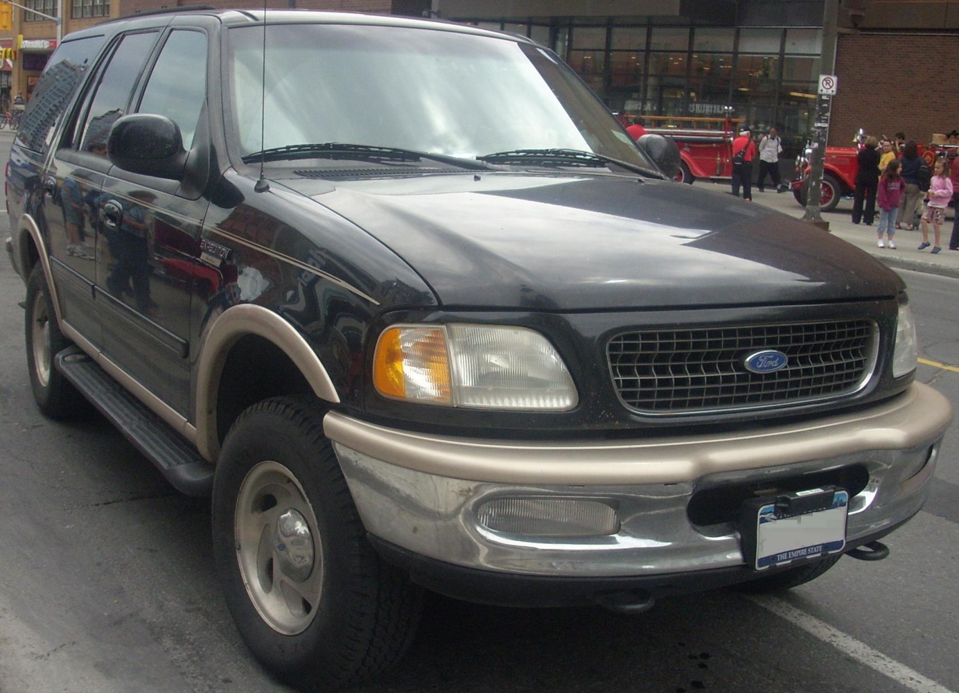 Ford Expedition 4.6 i V8 16V XLT (243 Hp)