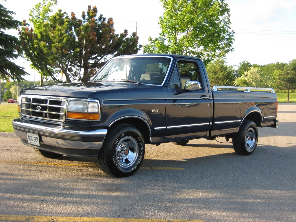 Ford F-Series F-100/F-150 5.8 V8 (210 Hp) Automatic