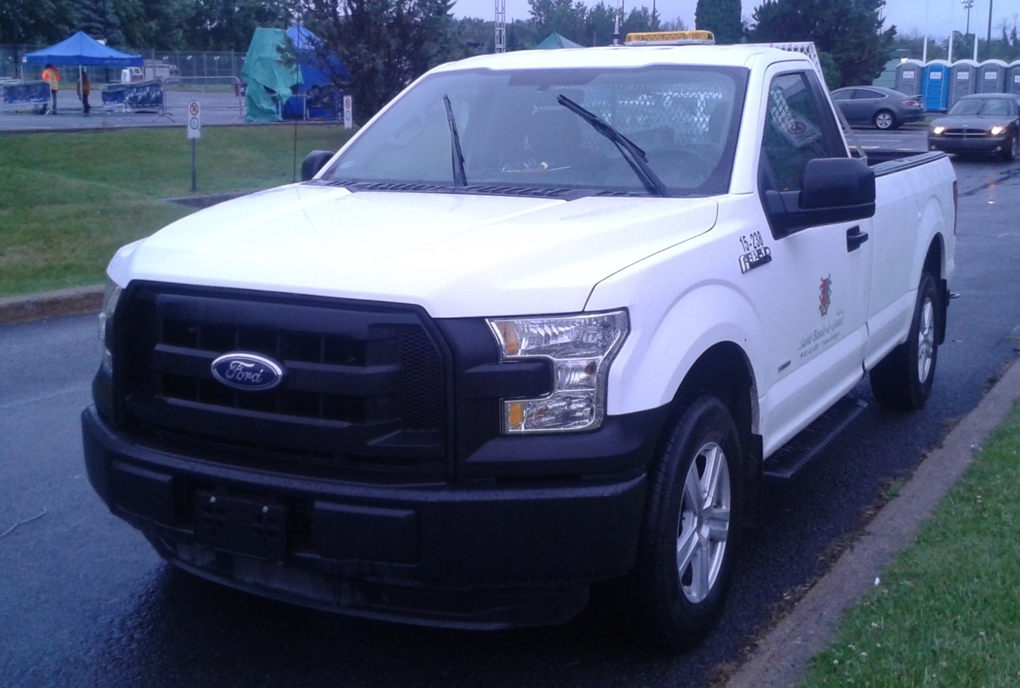 Ford F-Series F-100/F-150 2.7 V6 (325 Hp) Automatic