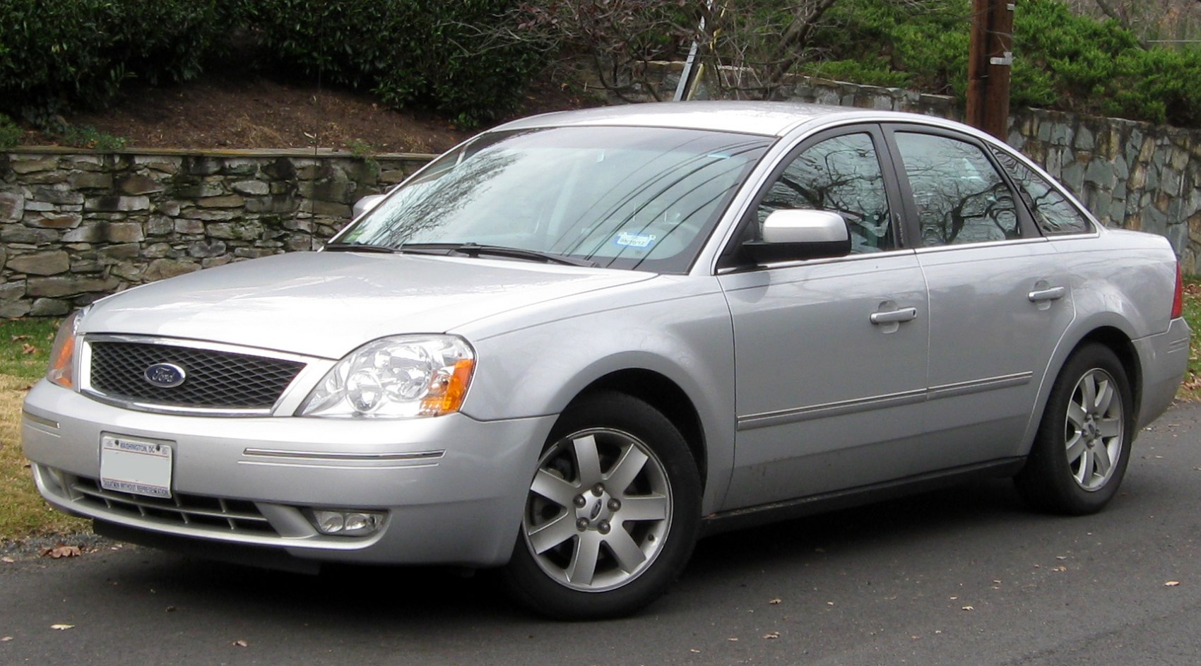 Ford Five Hundred 3.0i V6 24V AWD (203 Hp)