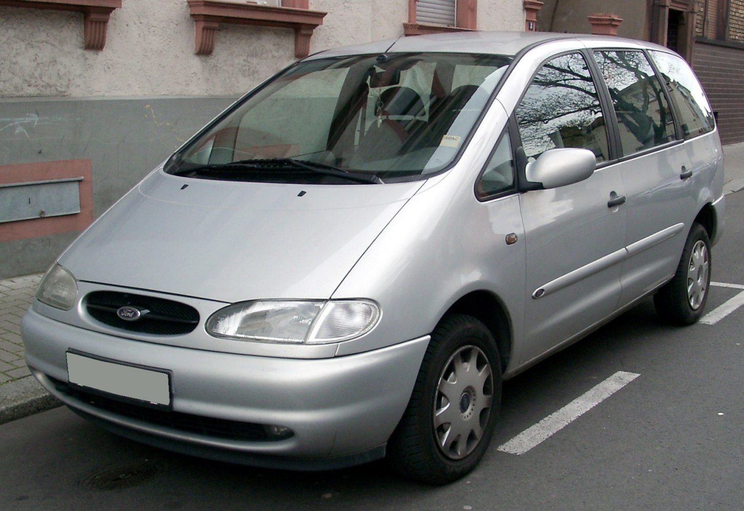 Ford Galaxy 2.0 i (116 Hp)