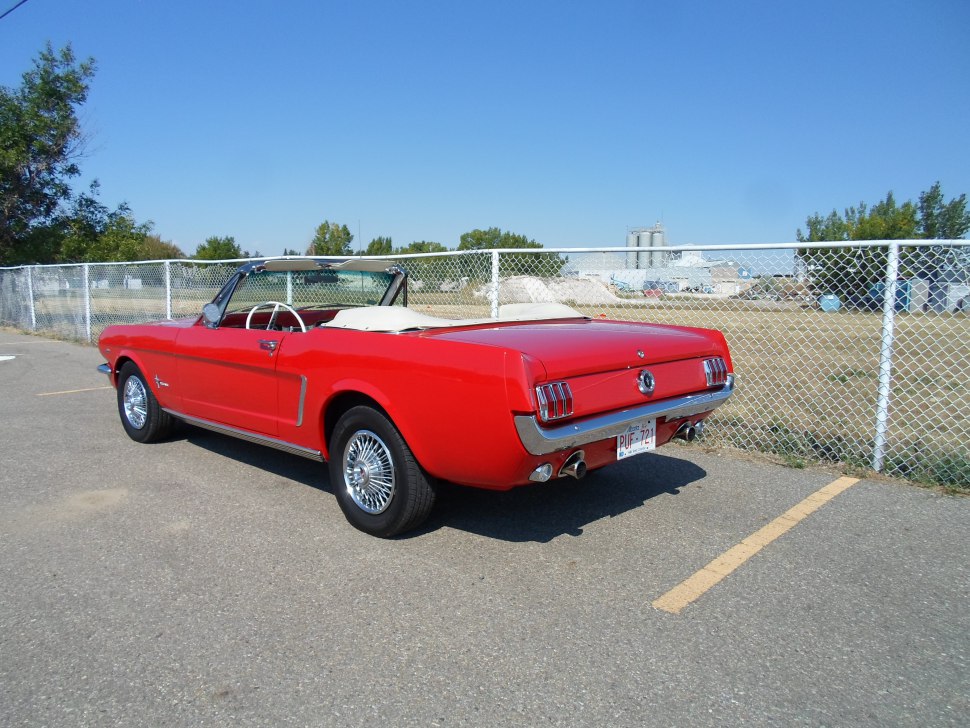 Ford Mustang 4.3 V8 (164 Hp)