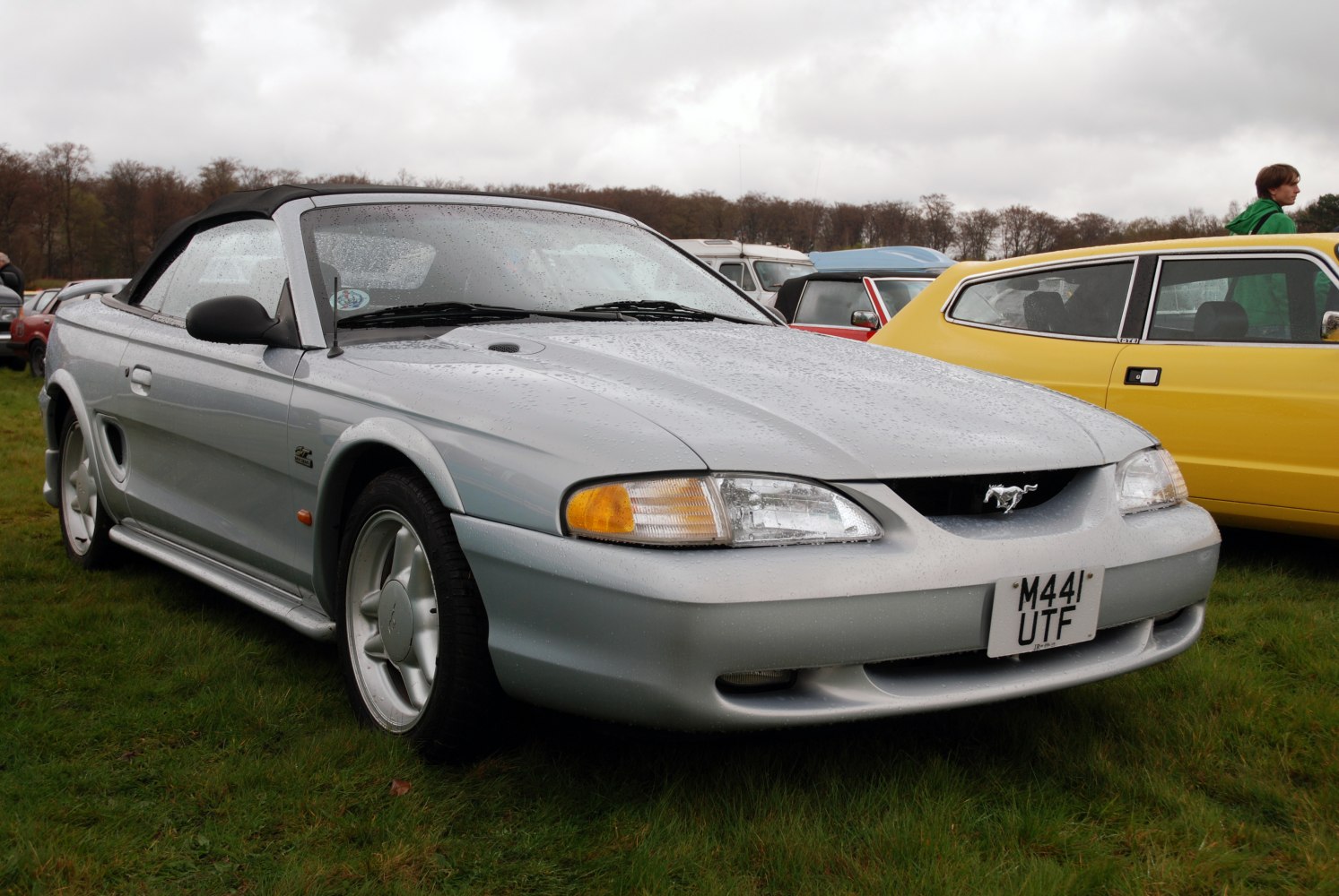 Ford Mustang 4.6 V8 GT (228 Hp)