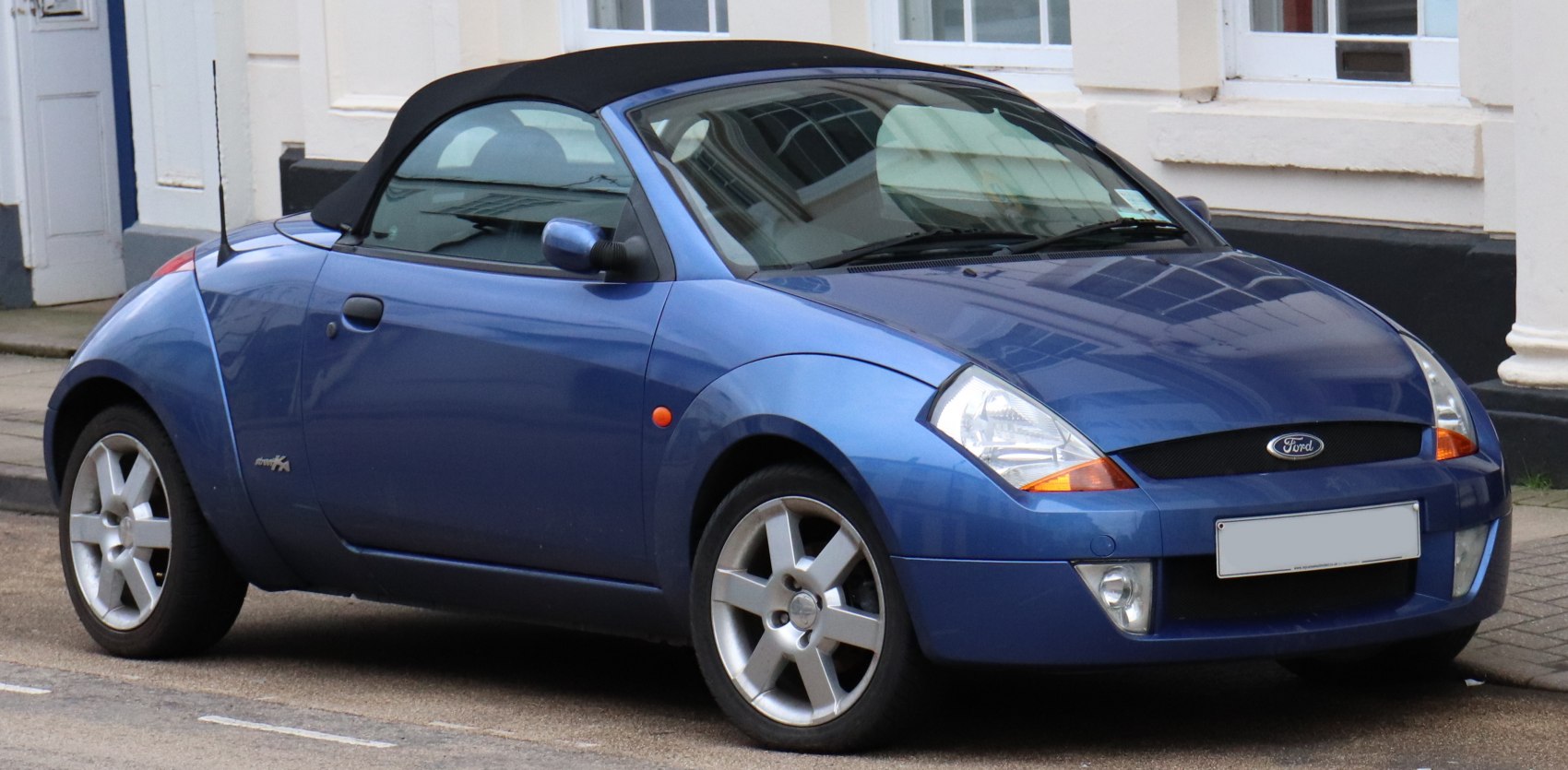 Ford Streetka 1.6i (95 Hp)