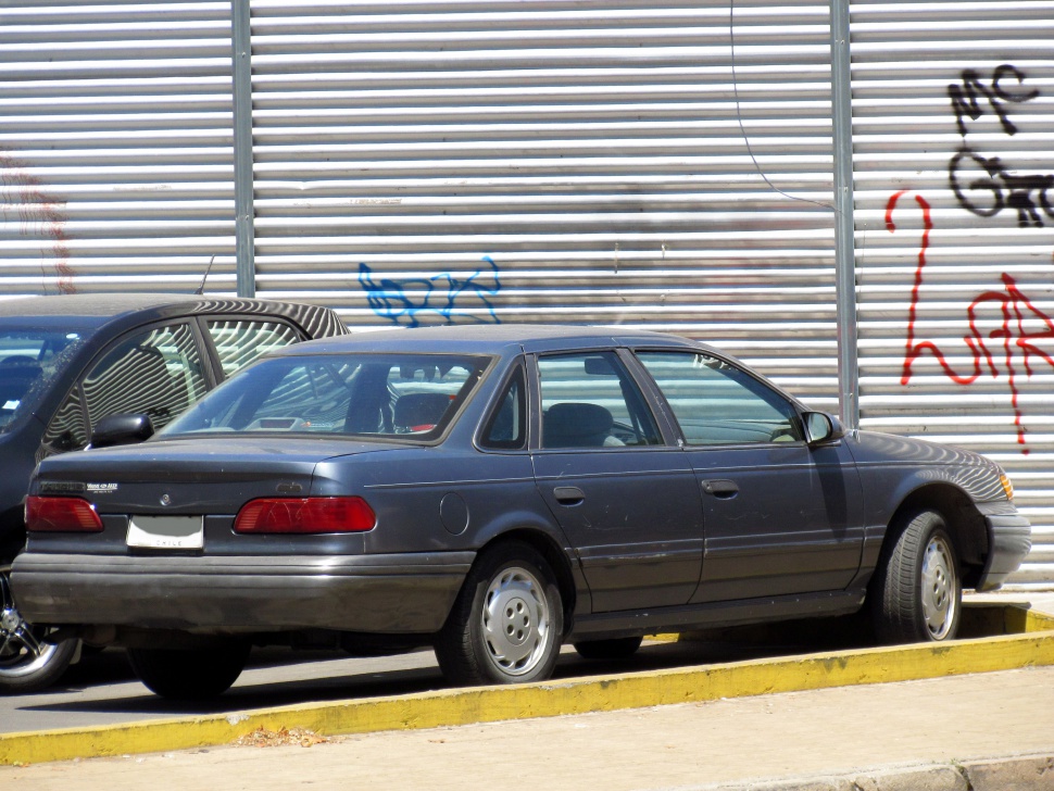 Ford Taurus SHO 3.0 V6 24V5 (223 Hp)