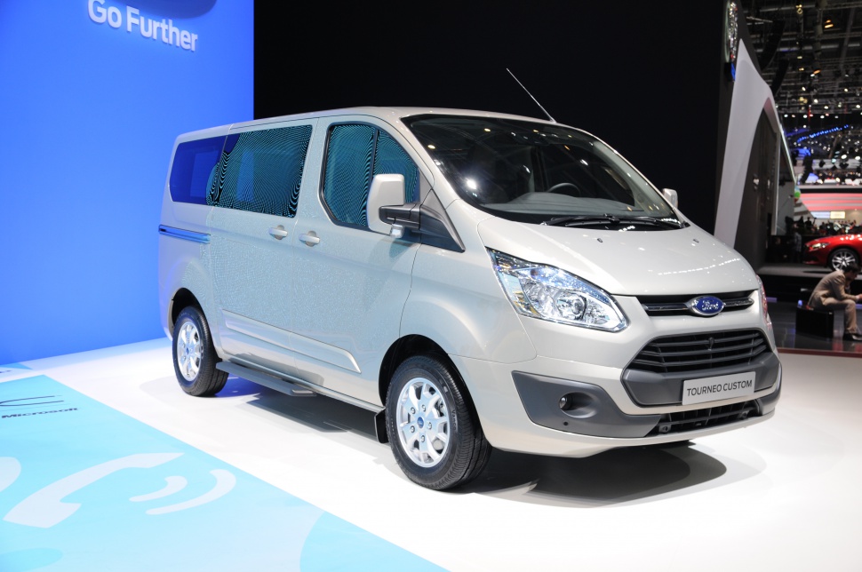 Ford Tourneo Custom 2.2 Duratorq TDCi (125 Hp)