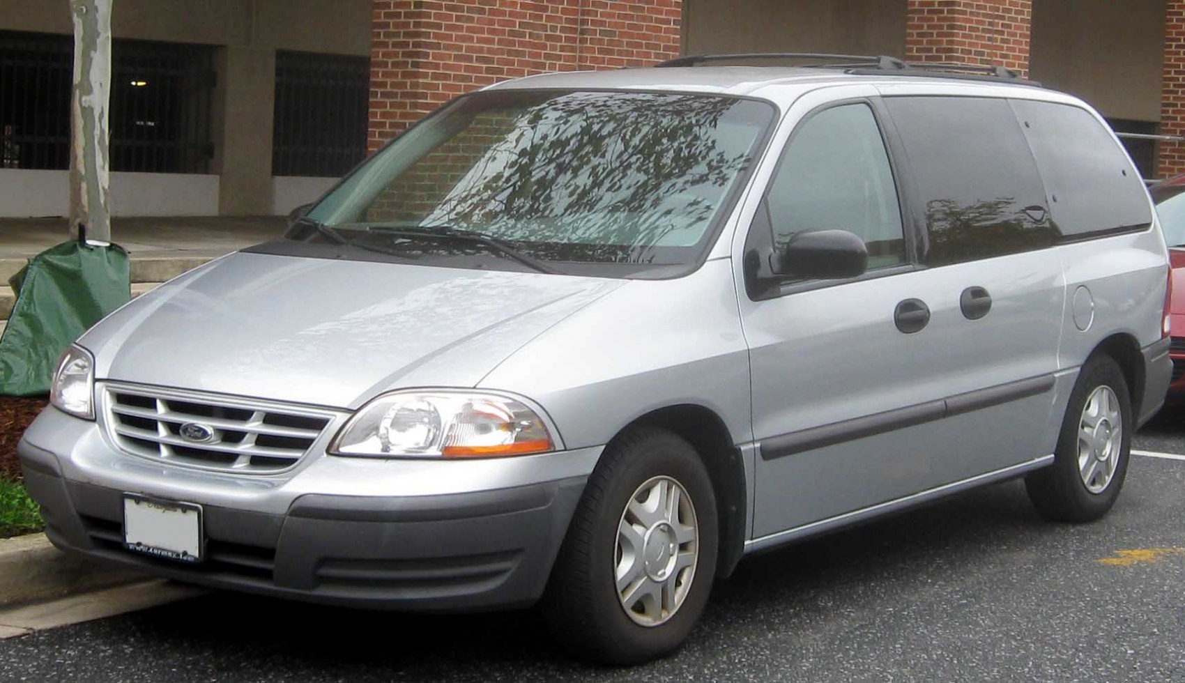 Ford Windstar 3.8 V6 (200 Hp) Automatic