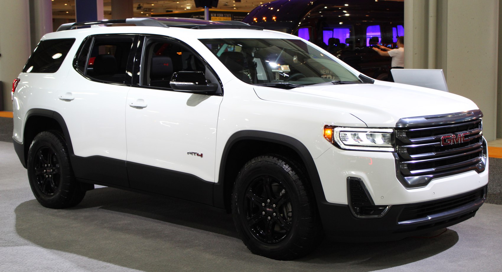 GMC Acadia