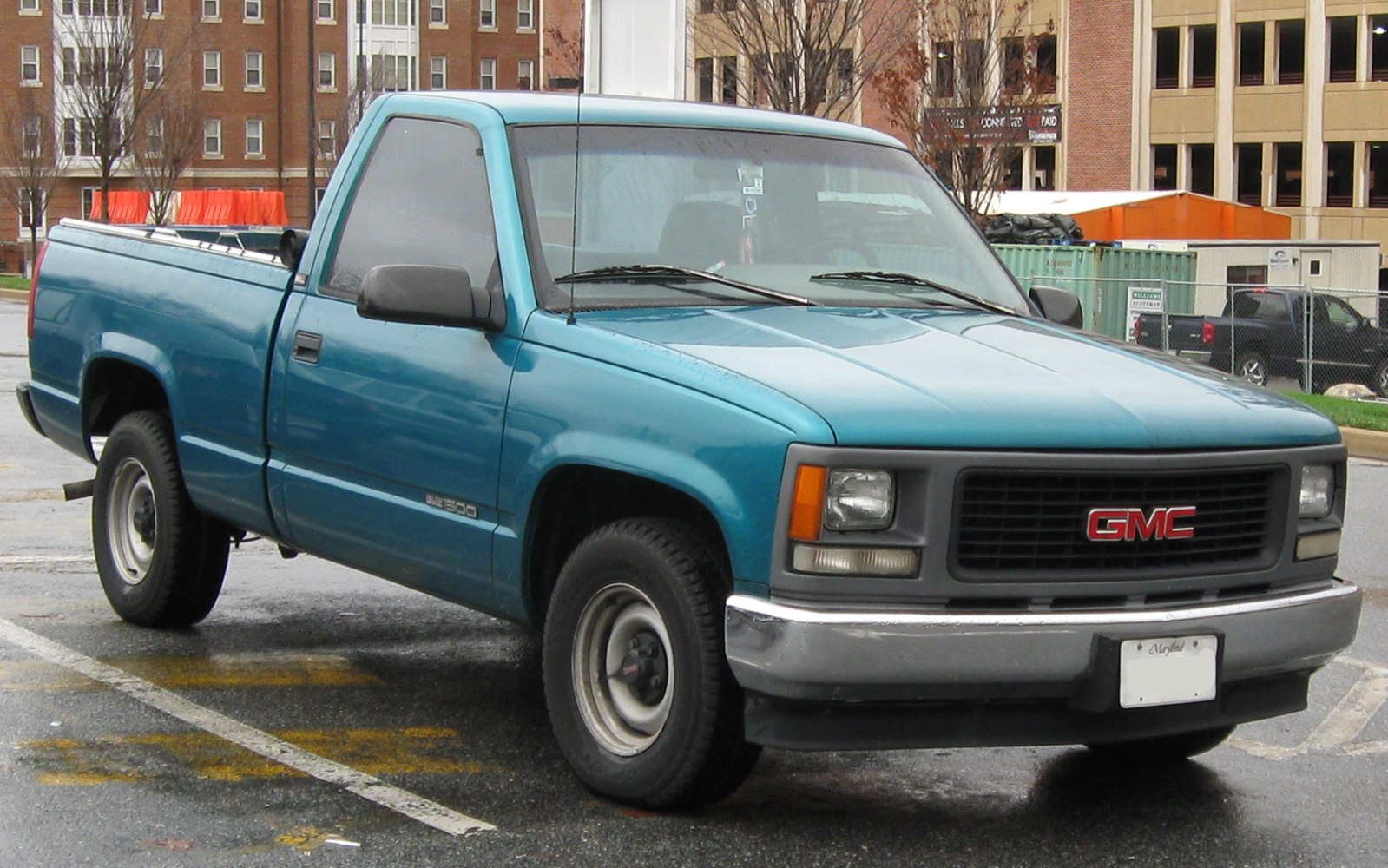 GMC Sierra 1500 5.7 V8 (210 Hp) Automatic