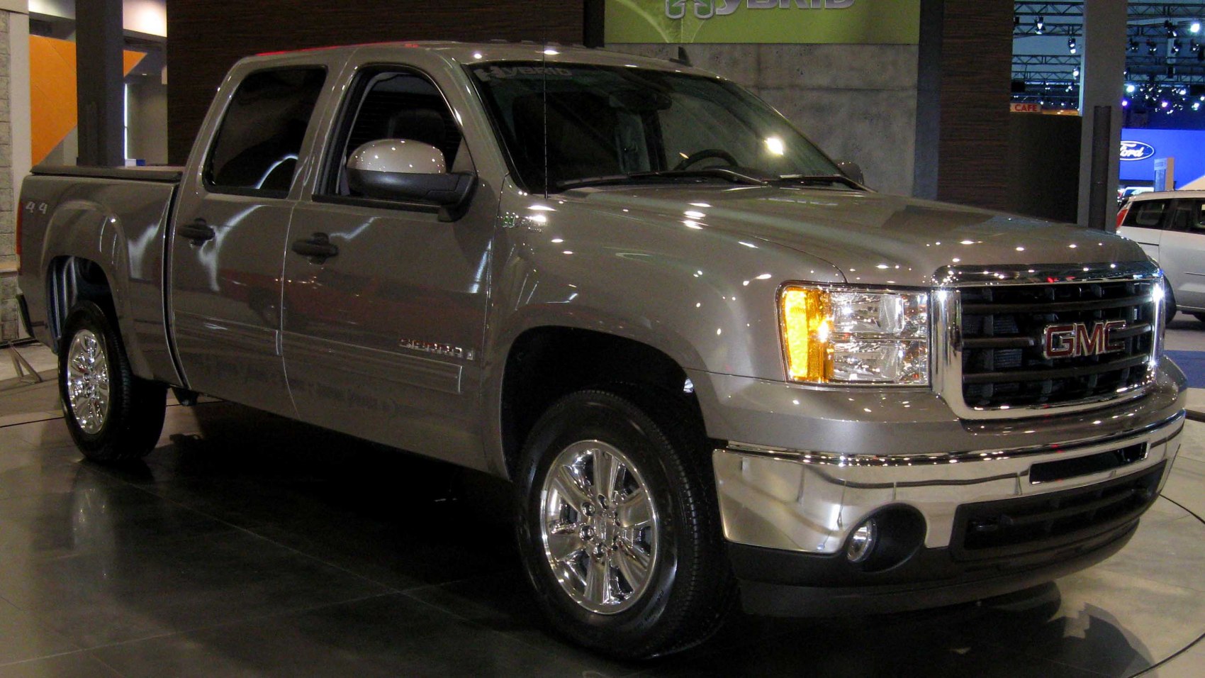 GMC Sierra 1500 4.8 Vortec V8 (295 Hp) Automatic