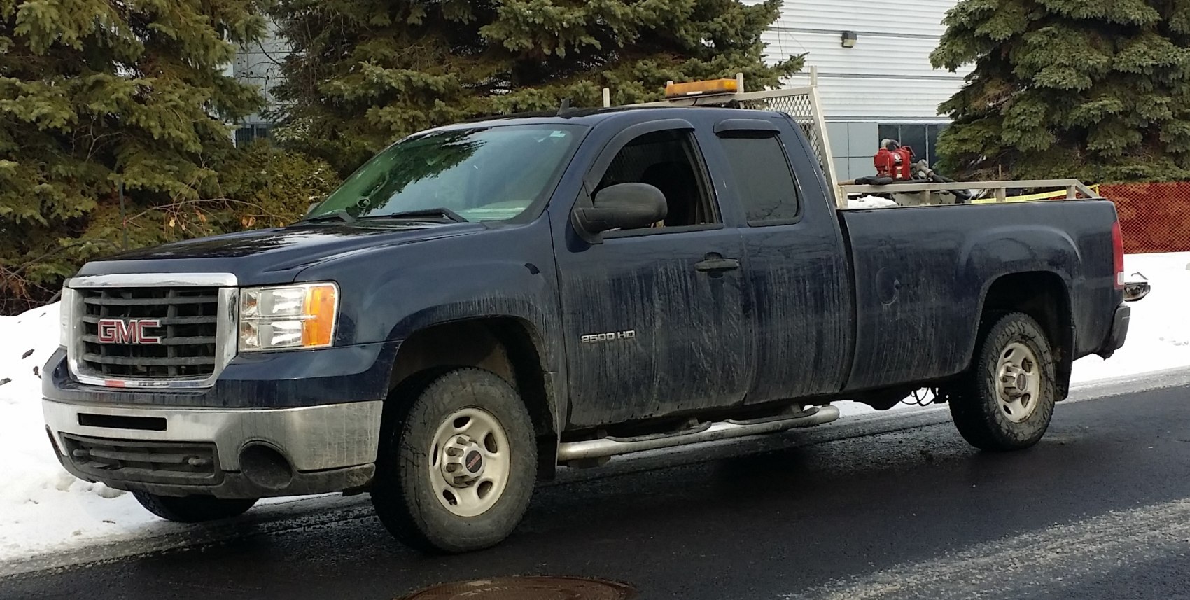 GMC Sierra 2500HD 6.0 V8 (360 Hp) Automatic