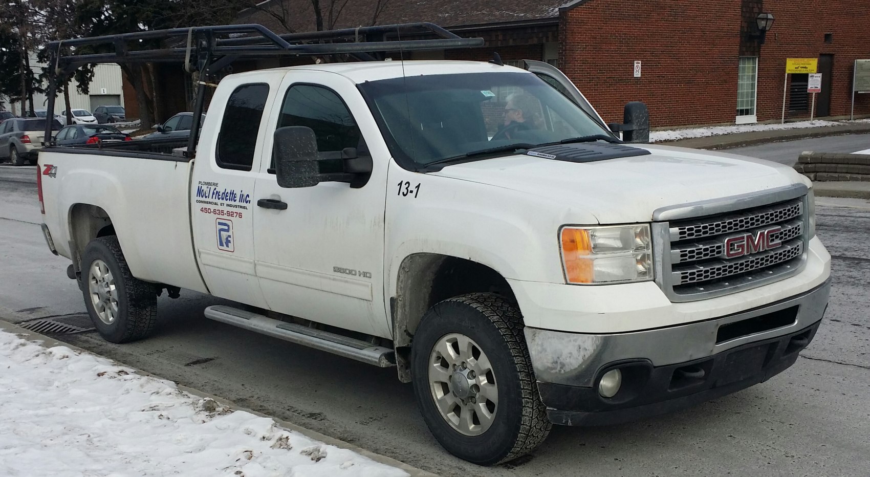 GMC Sierra 2500HD 6.0 V8 (360 Hp) Automatic