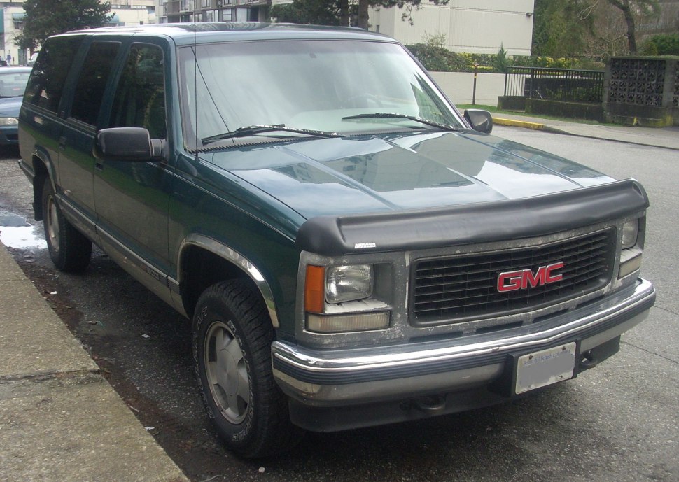 GMC Suburban 5.7 V8 (200 Hp)