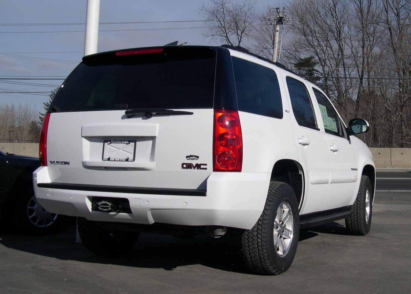 GMC Yukon 4.8 i V8 16V (295 Hp) Automatic