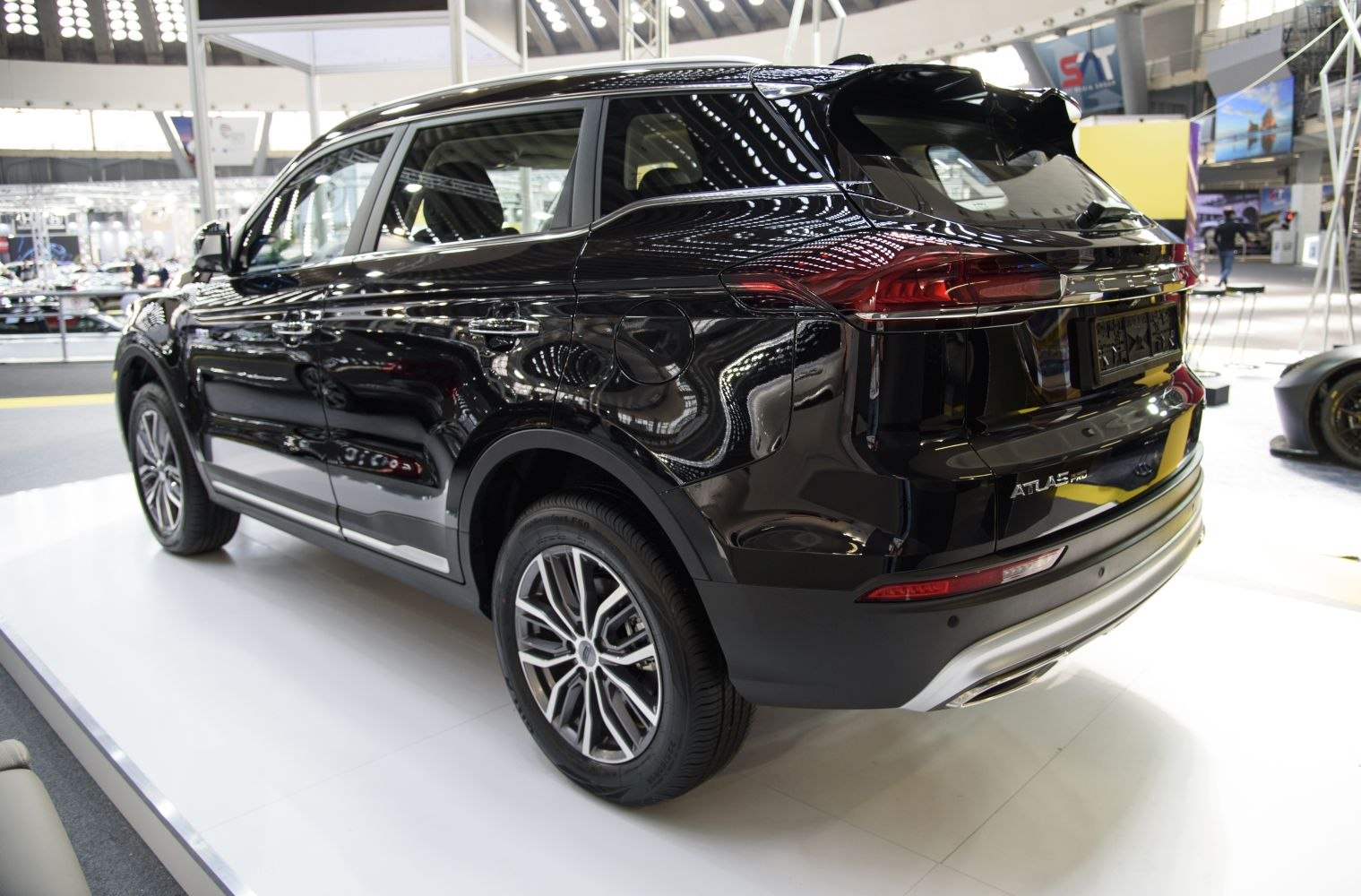 Geely Atlas Pro 1.5T (177 Hp) Automatic