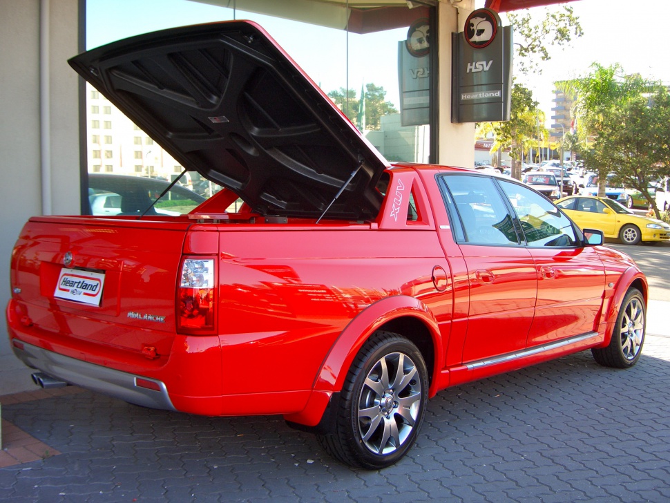 HSV Avalanche 5.7 V8 (367 Hp) 4WD Automatic