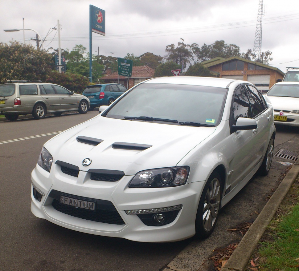 HSV Clubsport R8 6.2 V8 (431 Hp) Automatic