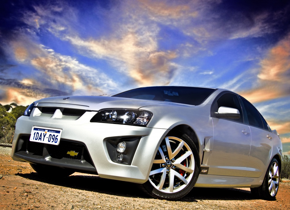 HSV Clubsport R8 6.0 V8 (418 Hp) Automatic