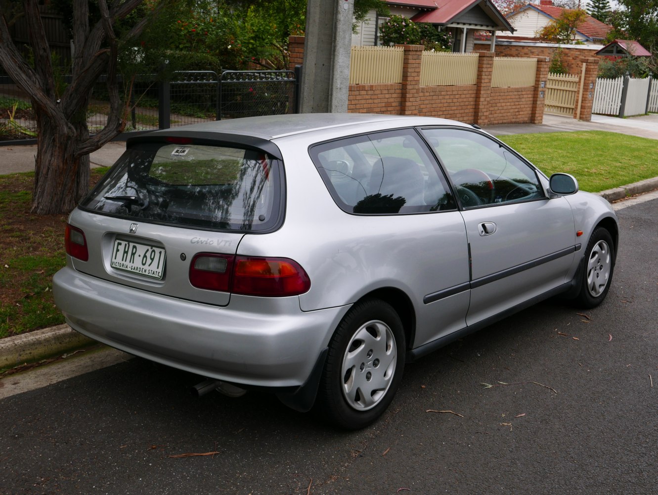 Honda Civic 1.6 ESi 16V (125 Hp)