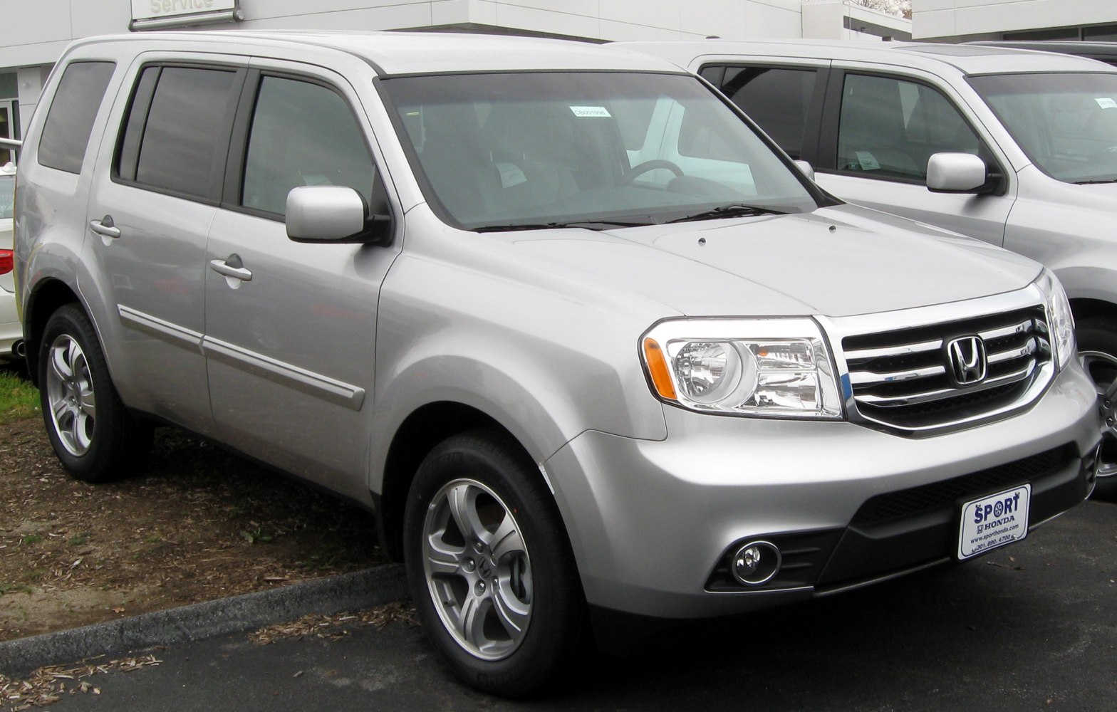 Honda Pilot 3.5 V6 (253 Hp) Automatic